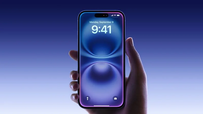 سعة بطارية آيفون 16