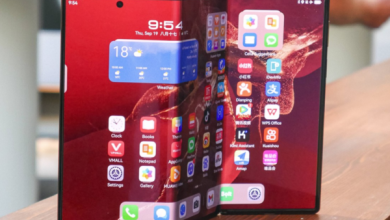 سامسونج تعتزم إطلاق هاتف ذكي ثلاثي الطي في عام 2026