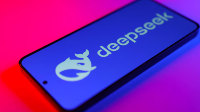 حظر DeepSeek من متجري آبل وجوجل بسبب مخاوف تتعلق بالخصوصية