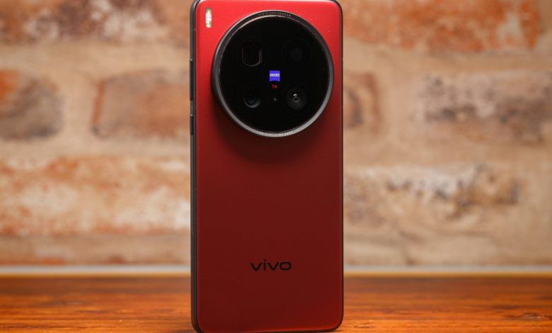 هاتف Vivo X300 Ultra