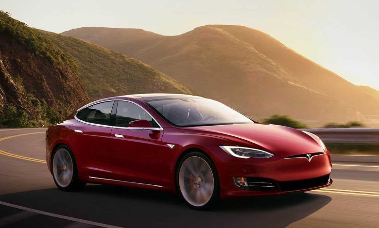 وقف إنتاج Tesla Model S