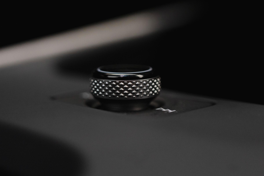 مقبض التحكم في الصوت - فولكس فاجن ID. Polo