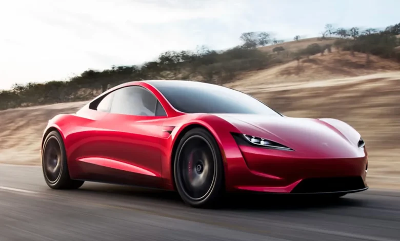 تسلا تؤجل مرة أخرى الكشف عن سيارة Roadster 2 إلى منتصف أكتوبر 2026