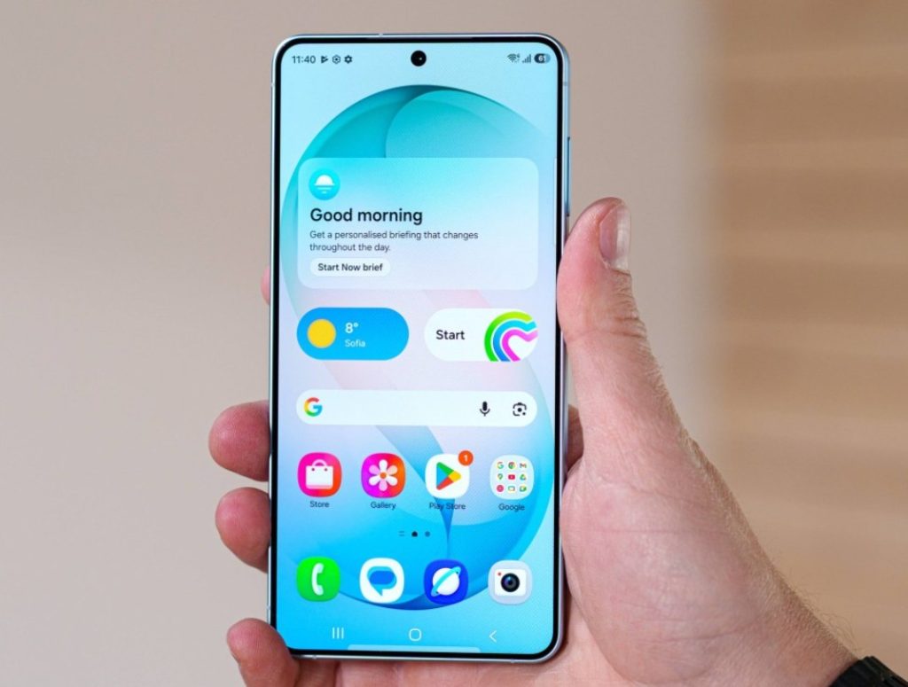 سامسونج تستعد لبدء إنتاج شاشات AMOLED لسلسلة Galaxy S27